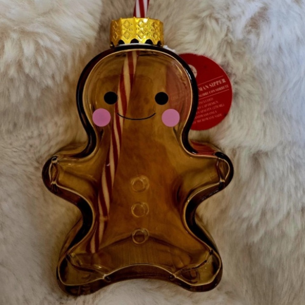 CROFTON Gingerbread Man Glass Sipper, 9.1 oz Sculpted Cup